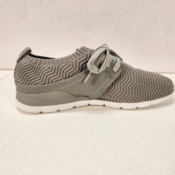 UGG Willows Ii Knit Lace Up Nubuck Leather Trainer Cobble Women's Size 8 NWOT - Picture 9 of 11